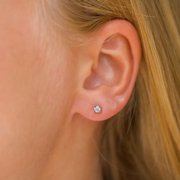 3 mm Zirkon Ohrstecker in 9 Karat Gold mit Zirkon - Gold Collection