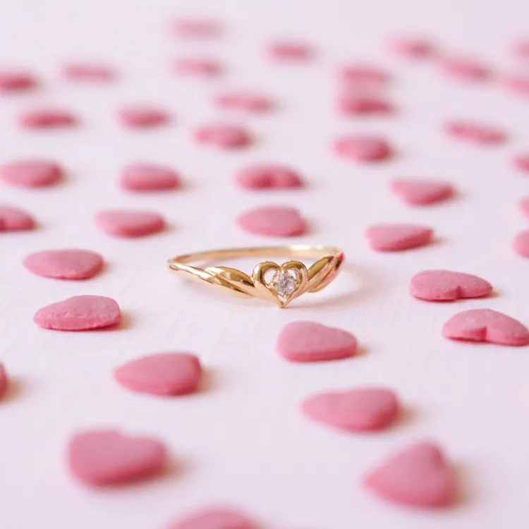 Herzen Ring aus 9 Karat Gold - Gold Collection