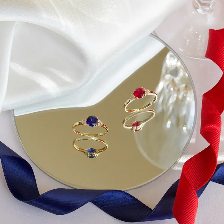 blauem synthetische Saphir Ring aus 9 Karat Gold - Gold Collection