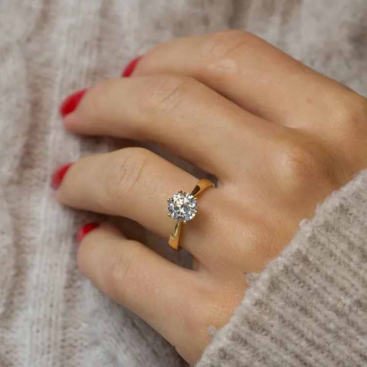 Goldring Solitärring aus 9 Karat Gold - Gold Collection