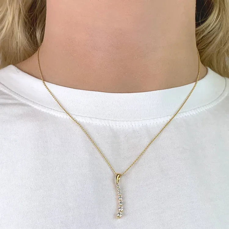 länglicher Anhänger aus 9 Karat Gold