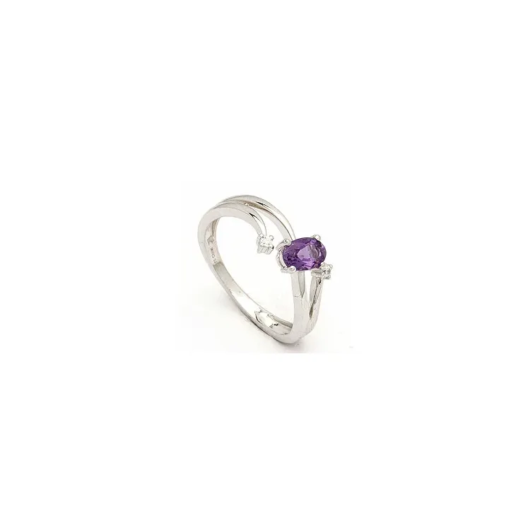Amethyst Ring aus 8 Karat Weißgold