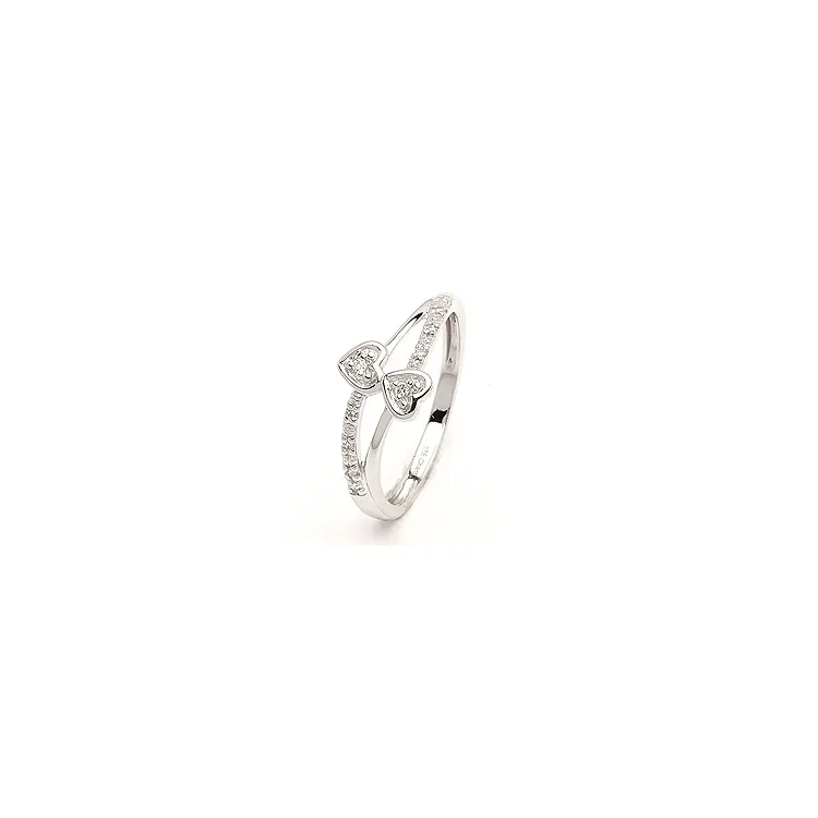 Herz Ring aus 8 Karat Weißgold