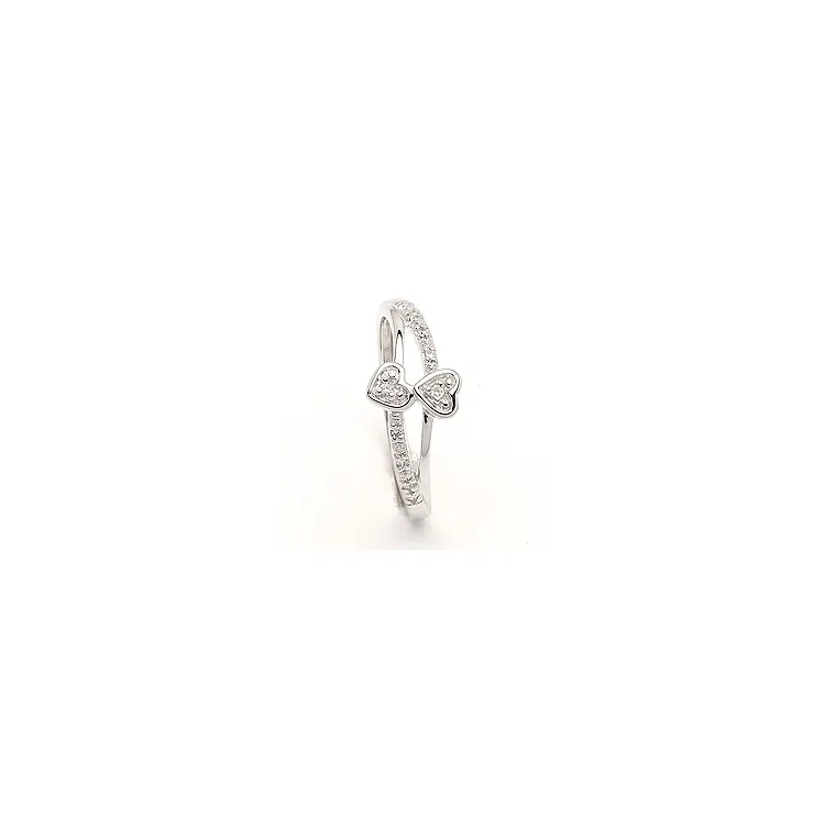 Herz Ring aus 8 Karat Weißgold
