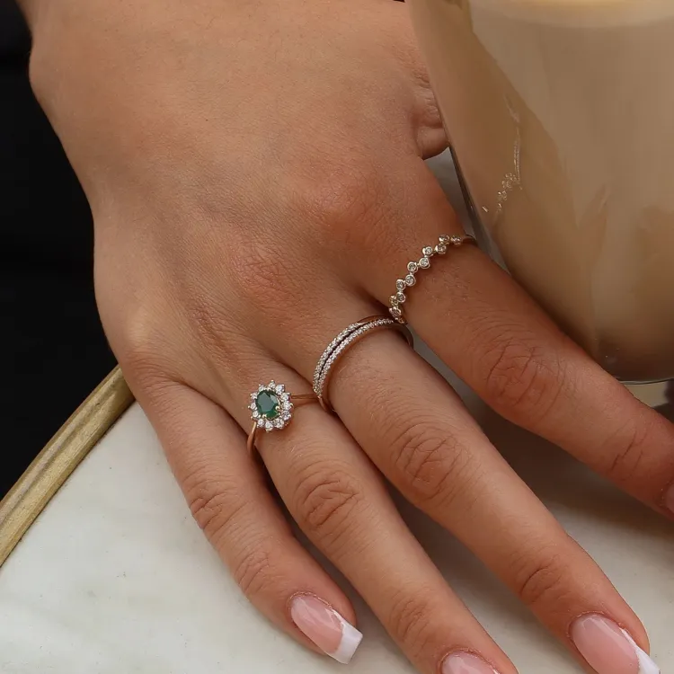 Eng diamantring in 14 karat gold 0,099 ct