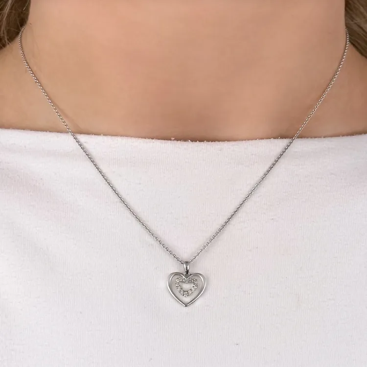 Herz Diamant Anhänger in 14 karat Weißgold 0,08 ct