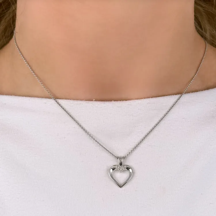 Herz Diamant Anhänger in 14 karat Weißgold 0,05 ct