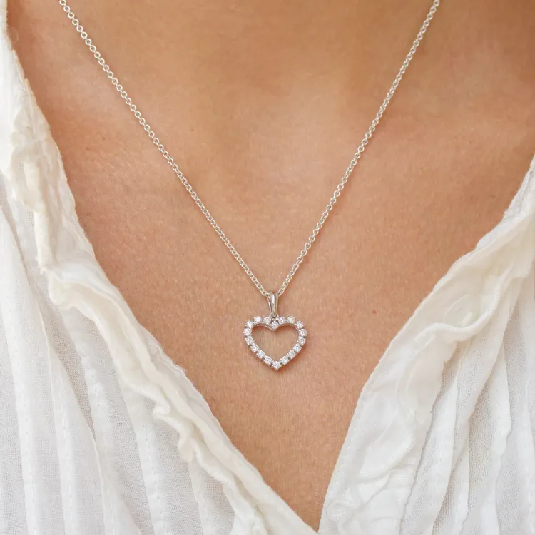 Herz Diamantanhänger in 14 karat Weißgold 0,39 ct