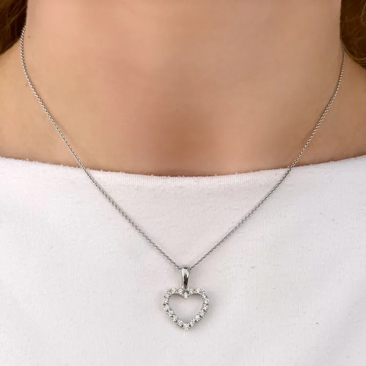 Herz Diamantanhänger in 14 karat Weißgold 0,39 ct