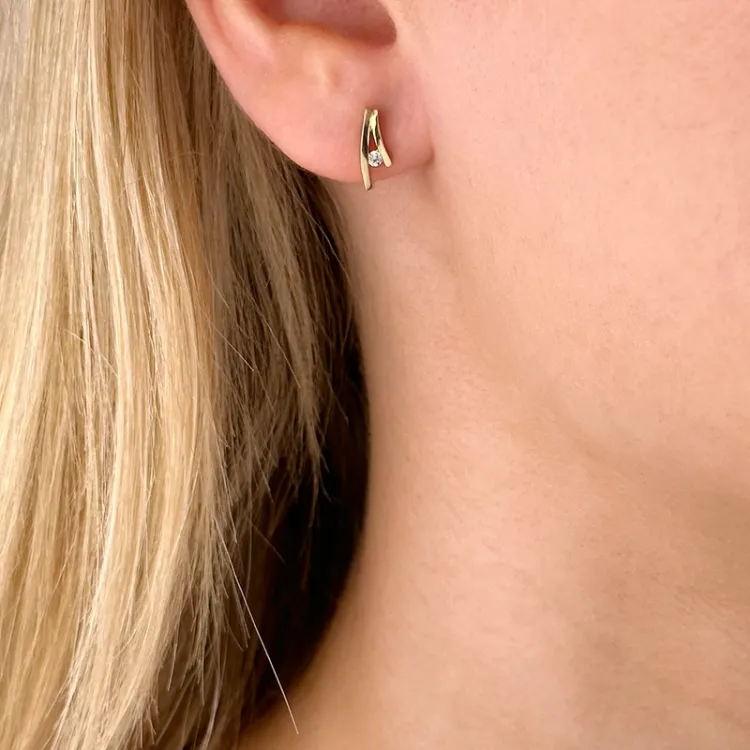 Ohrstecker in 14 karat gold mit diamanten 