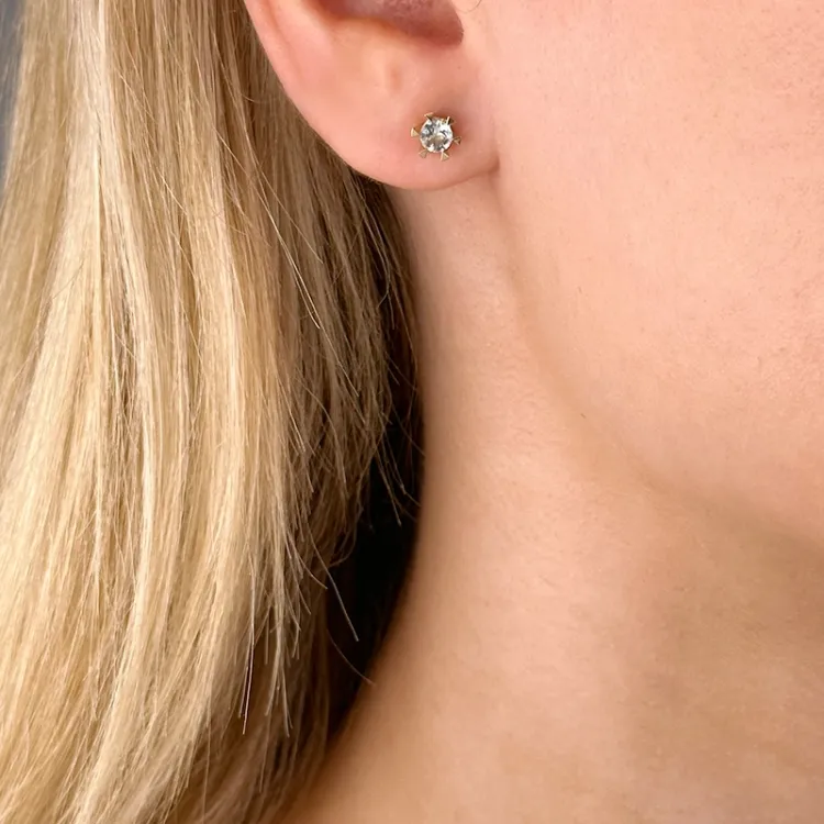 Aquamarin Ohrstecker in 14 Karat Gold mit Aquamarin 