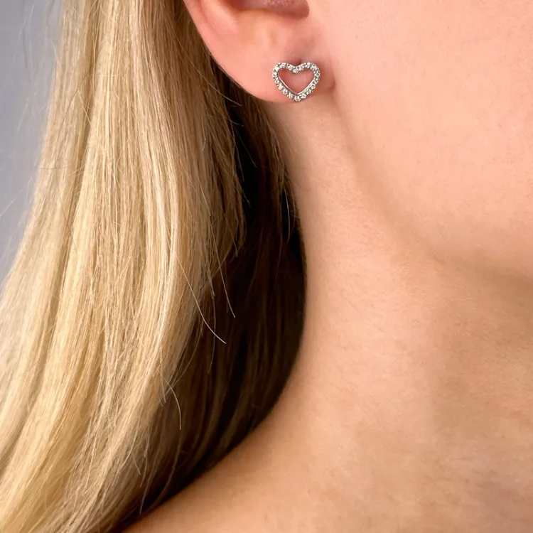 Herz Ohrringe in 14 Karat Weißgold mit Diamant