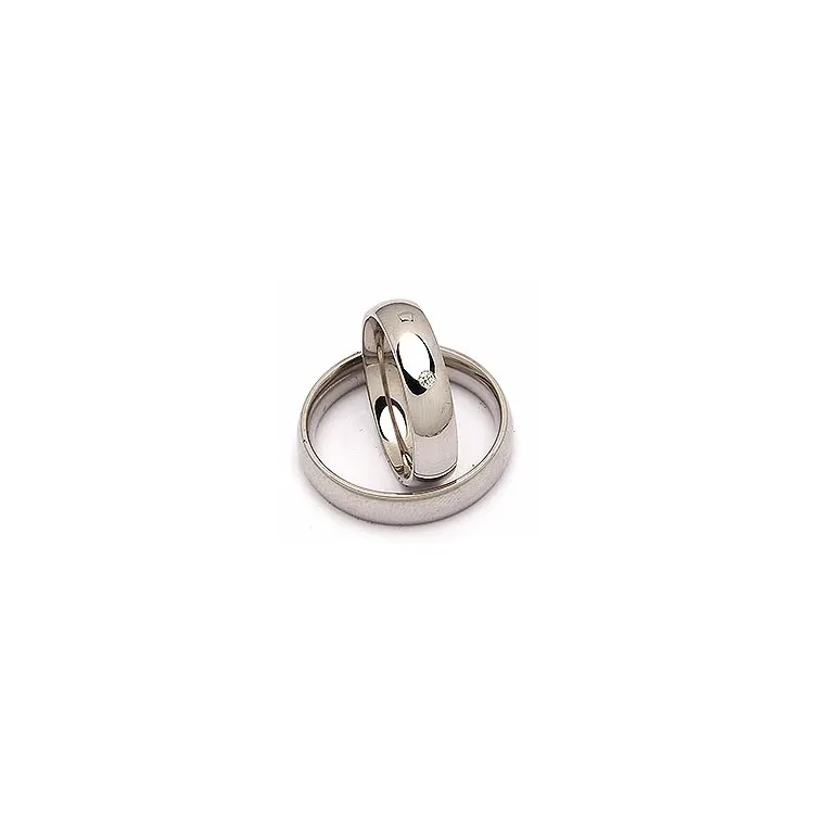 Trauringe in Stahl 0,025 ct