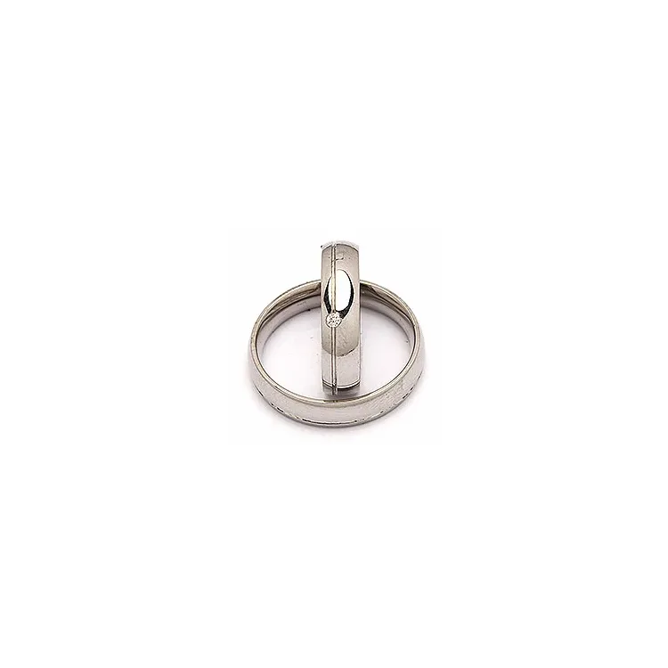 Trauringe in Stahl 0,025 ct