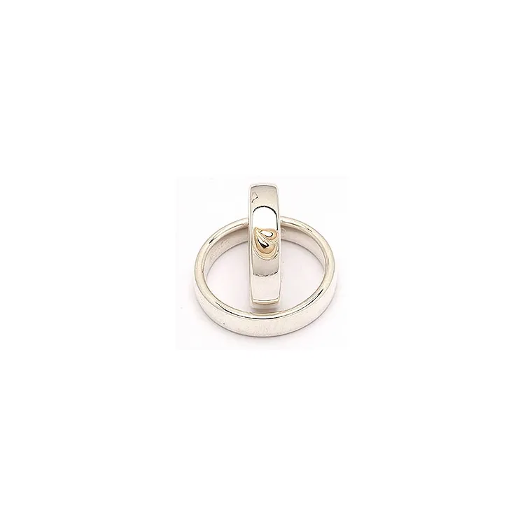 Scrouples trauringe in Silber und Gelbgold