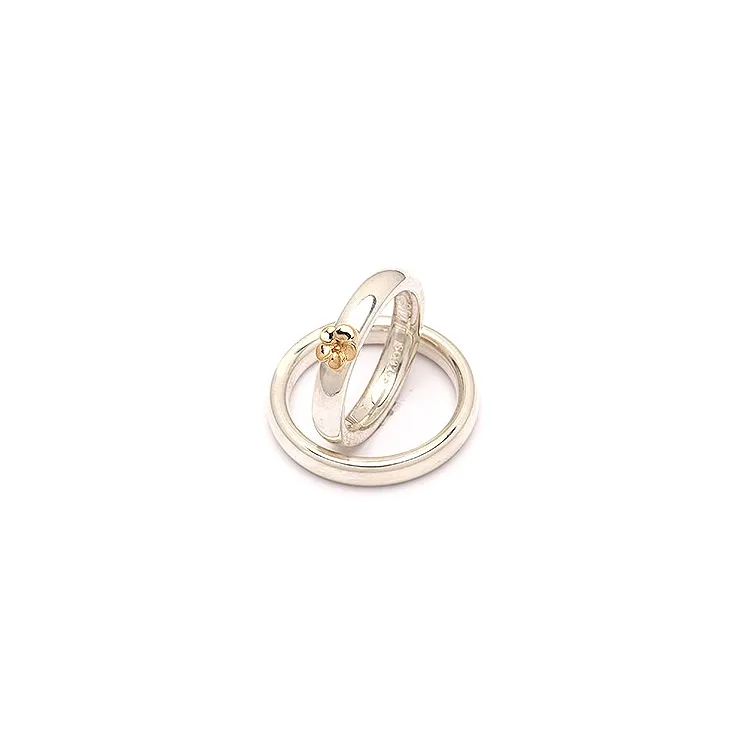 Scrouples trauringe in Silber und Gelbgold