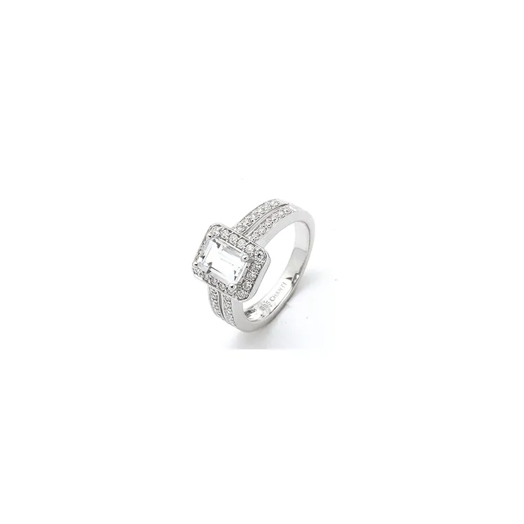 viereckigem Diamantring in 14 Karat Weißgold 0,43 ct 