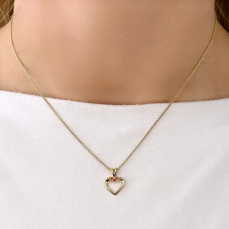 Herz Rubin Anhänger in 14 karat Gold 0,02 ct