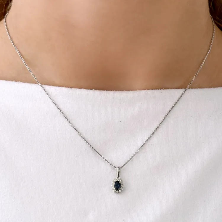 Saphir Rosettenanhänger in 14 karat Weißgold 0,10 ct 0,35 ct