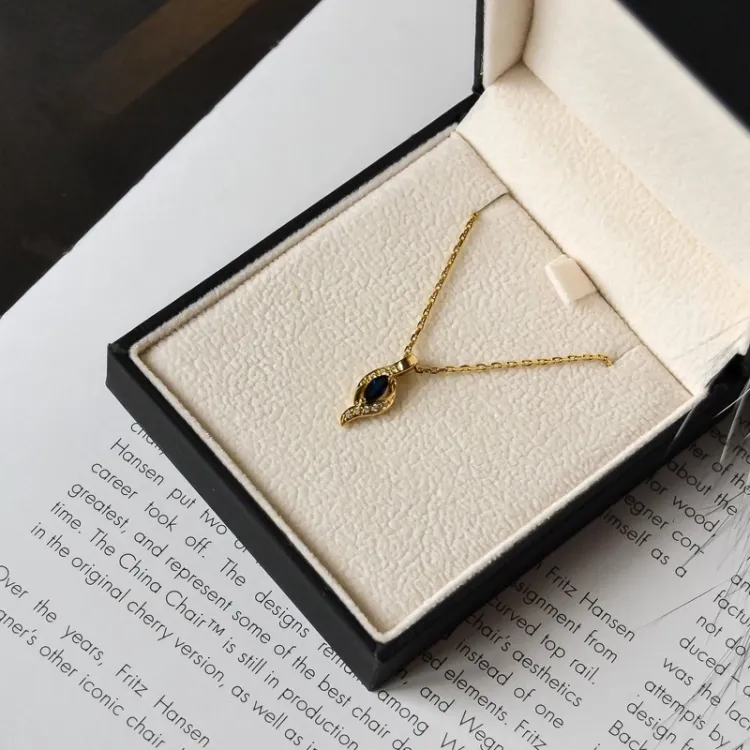 Saphir Diamantanhänger in 14 karat Gold 0,04 ct 0,34 ct