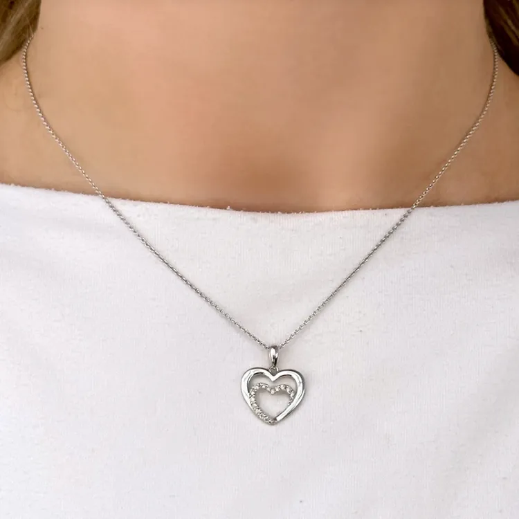 Herz Brillant Anhänger in 14 karat Weißgold 0,12 ct
