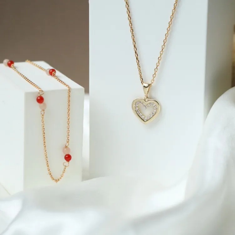 Aagaard Halskette in vergoldetem Sterlingsilber rotem Achat pink Mondstein