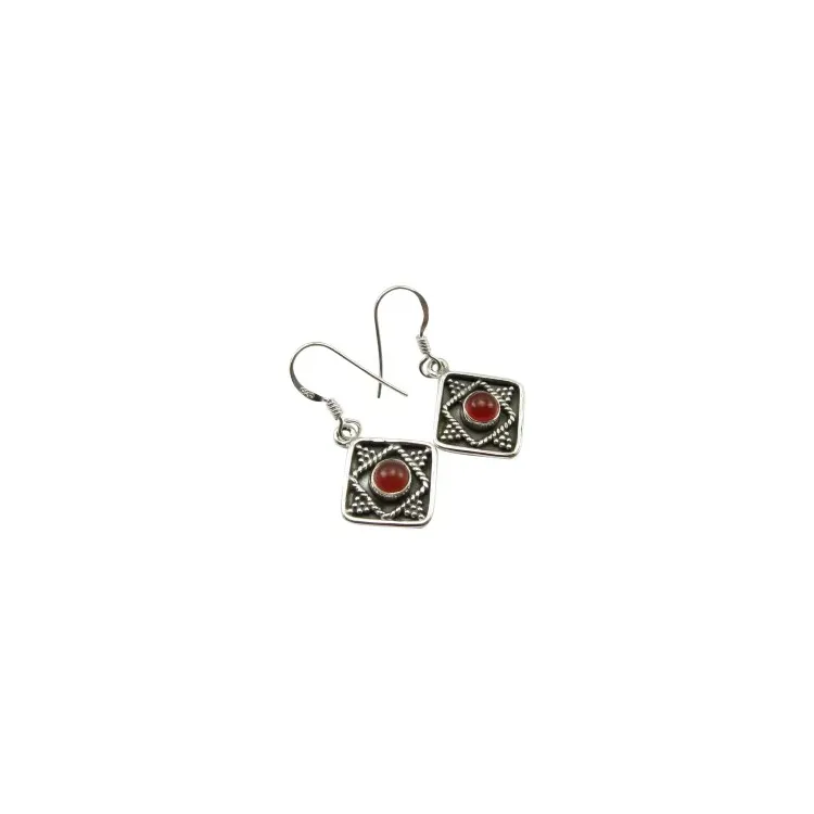 viereckigem rotem Ohrringe in oxidiertem Sterlingsilber
