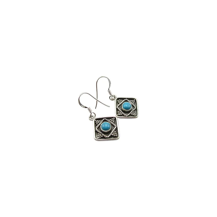 Viereckigem blauem Ohrringe in oxidiertem Sterlingsilber