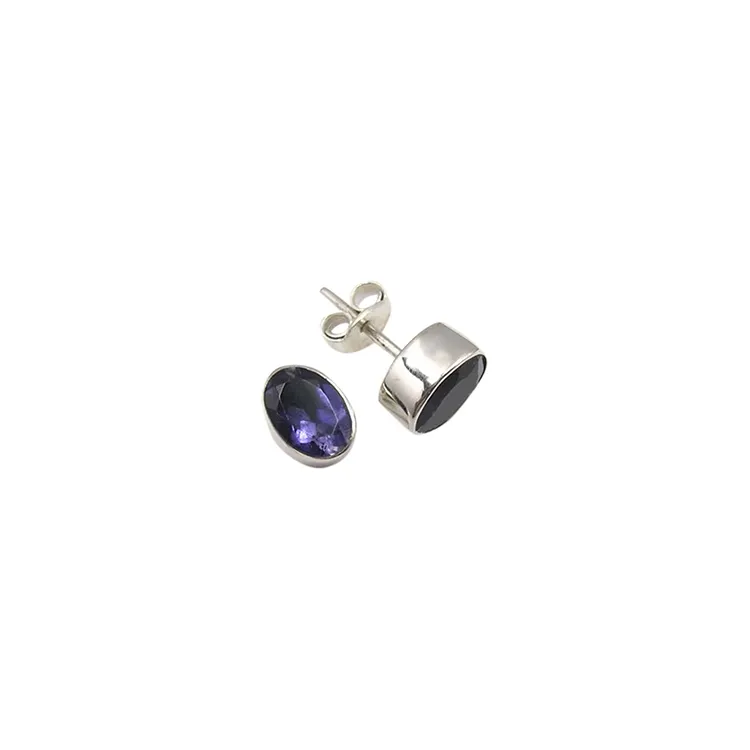 Ovalen violettem Cordierit Ohrstecker in Silber