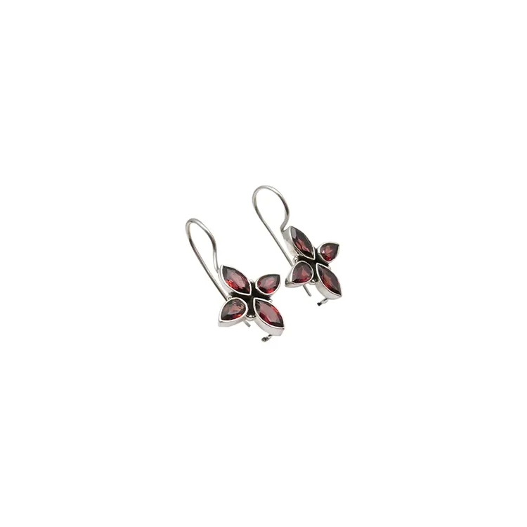 Rotem Granat Ohrringe in oxidiertem Sterlingsilber