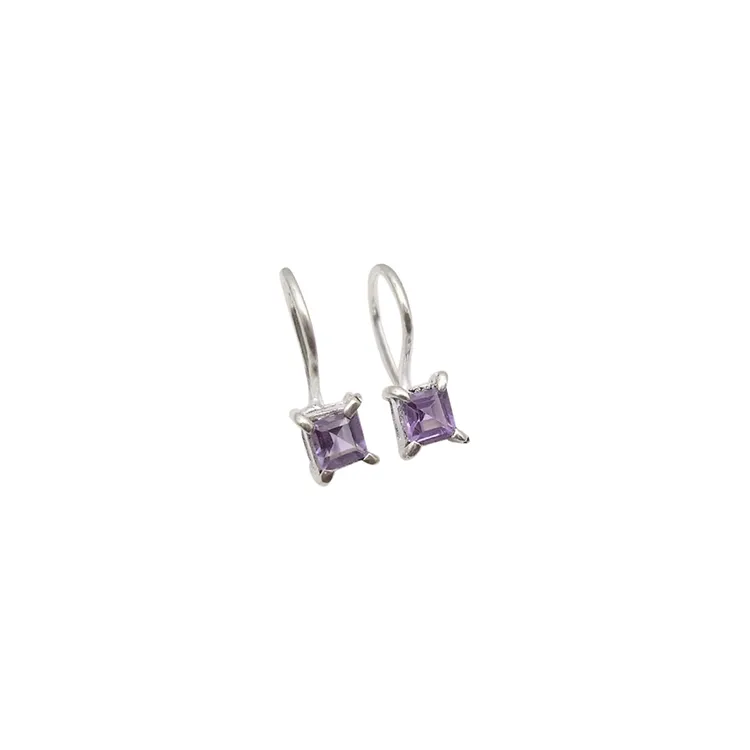Viereckigem Amethyst Ohrringe in Silber