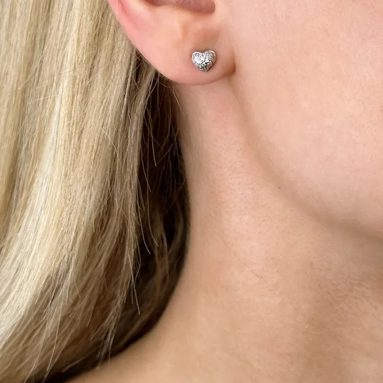 Herz Diamant Ohrstecker in 14 Karat Weißgold mit Diamanten 