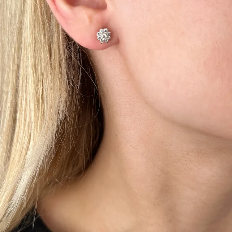Blumen Diamantohrringe in 14 Karat Gold mit Diamant