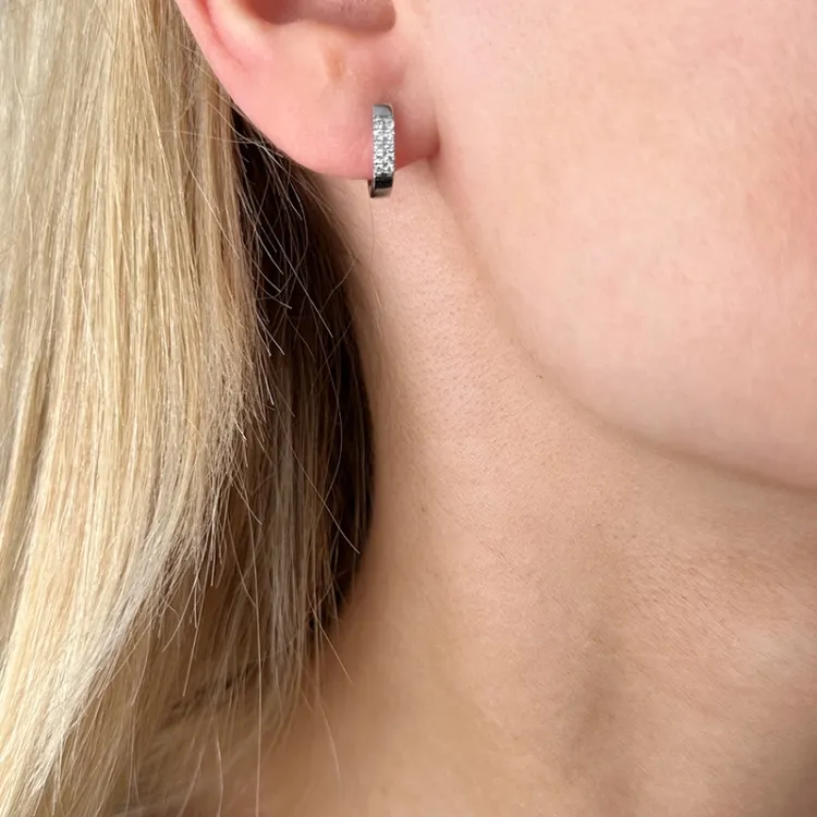 12 mm diamant kreole in 14 karat weißgold mit diamanten