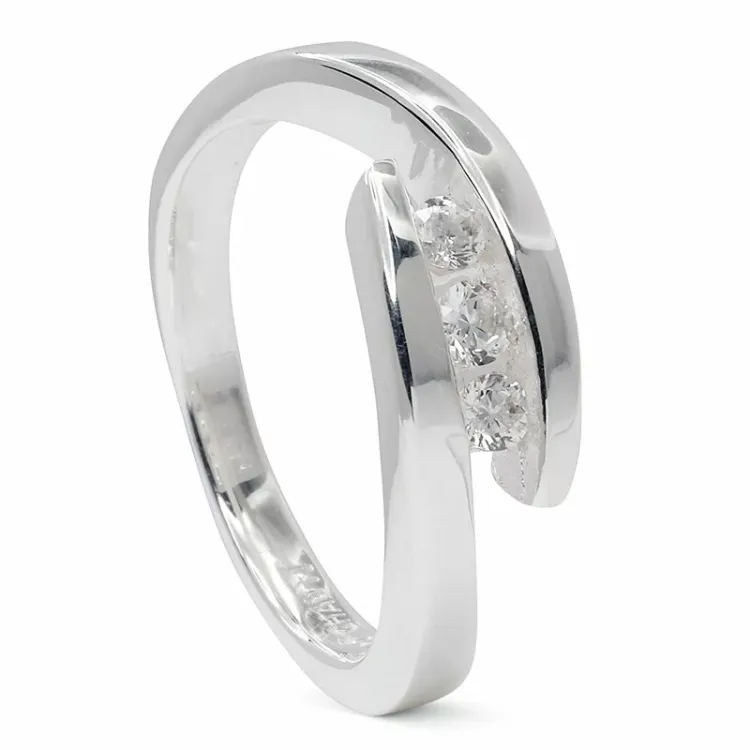 Kollektionsmuster Zirkon Ring aus Silber