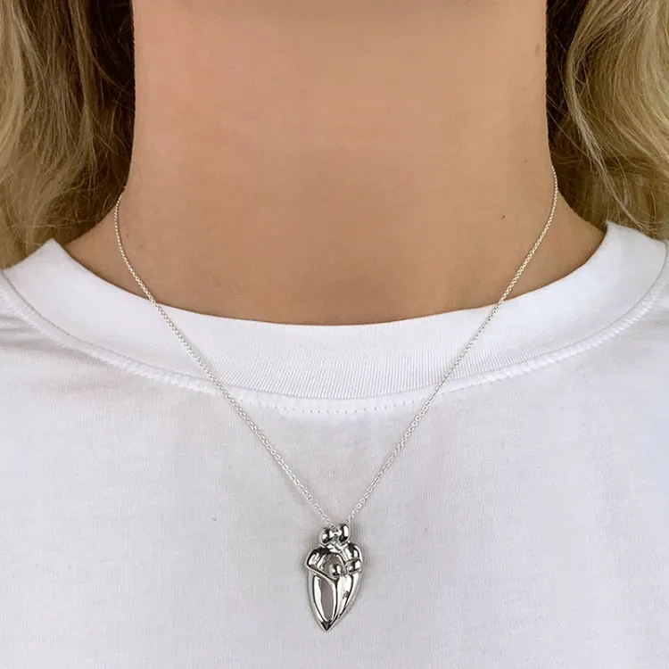 Mutter und Kind Anhänger aus Silber