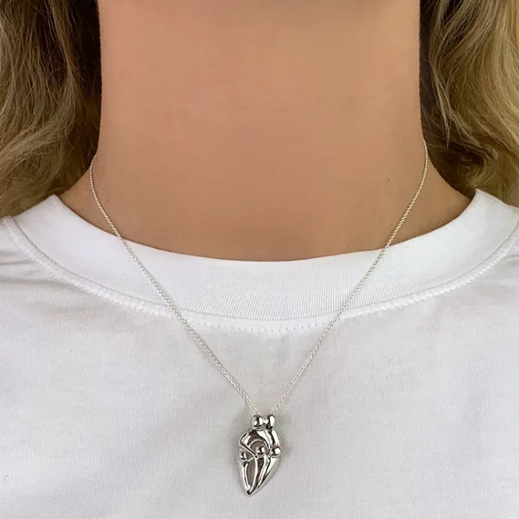 Mutter und Kind Anhänger aus Silber
