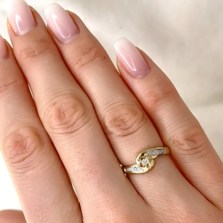 abstraktem Diamantring in 9 Karat Gold- und Weißgold 0,05 ct
