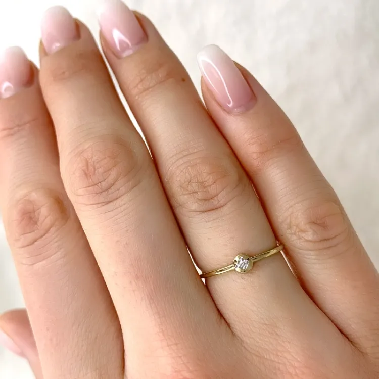 runder Diamantring in 9 Karat Gold- und Weißgold 0,01 ct