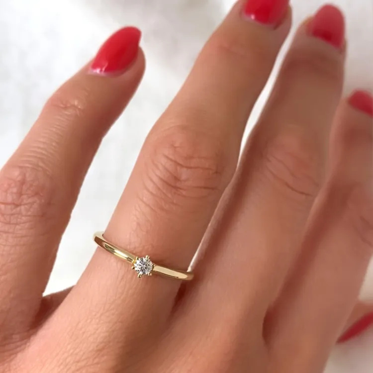 0,10 ct Diamant Solitärring in 14 Karat Gold 0,10 ct