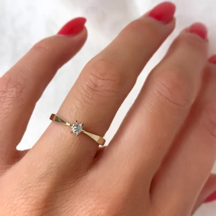 0,10 ct Diamant Solitärring in 14 Karat Gold 0,11 ct