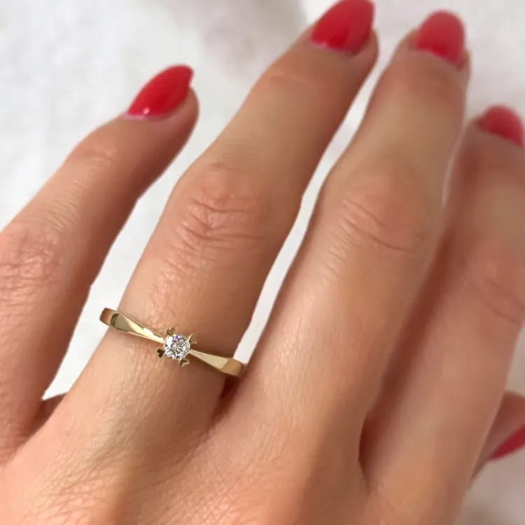 0,10 ct Diamant Solitärring in 14 Karat Gold 0,10 ct