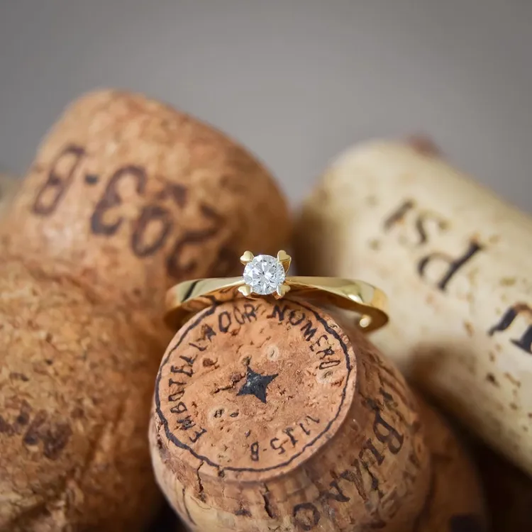 Kampagne - Diamant Solitärring in 14 Karat Gold 0,14 ct