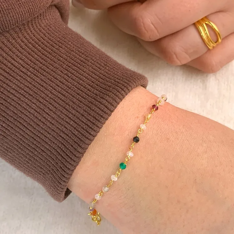 mehrfarbigem Armband aus vergoldetem Sterlingsilber x