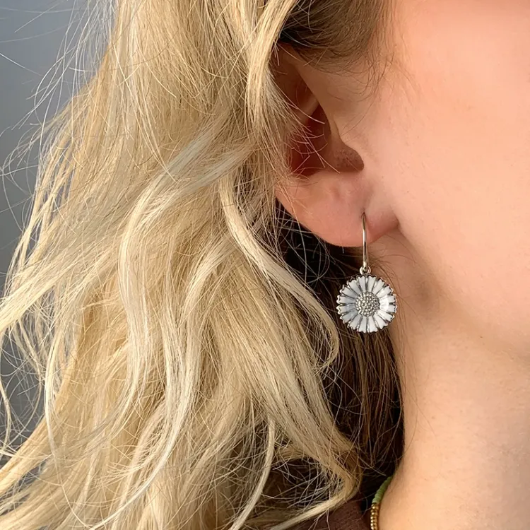 15 mm Marguerite Ohrringe in rhodiniertem Silber - Marie
