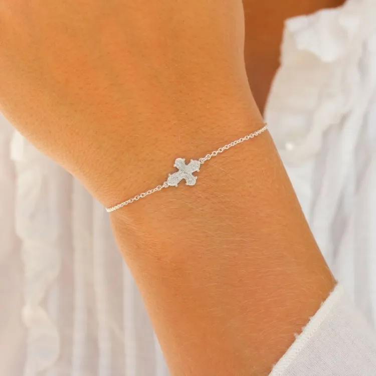 10 x 8,5 mm Dagmarkreuz Armband aus Silber - Amoré