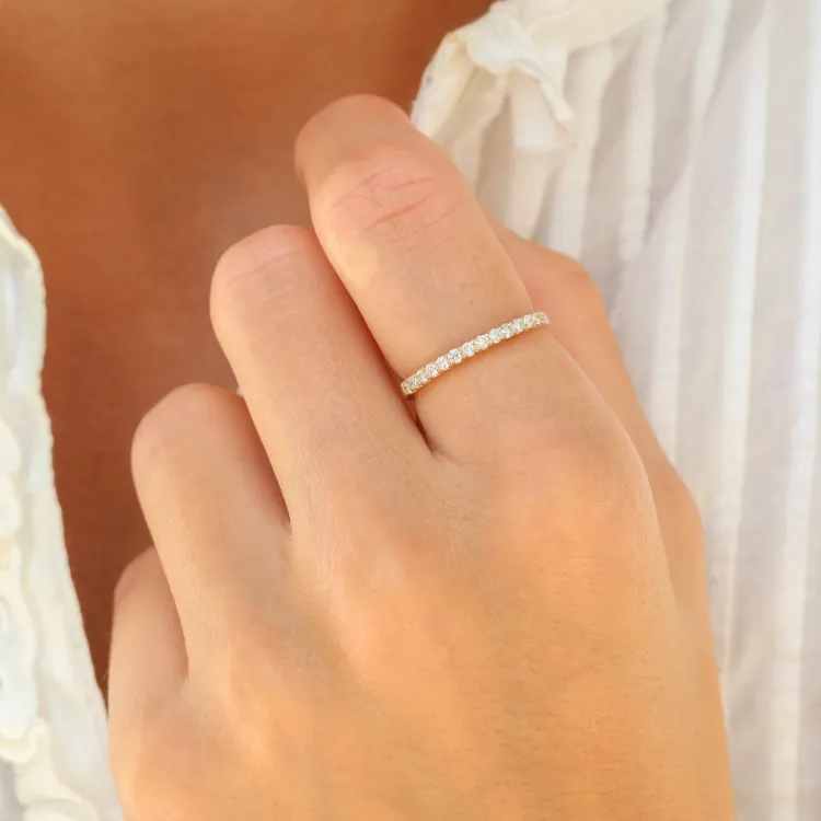 Diamant memoirering in 14 karat gold 0,25 ct