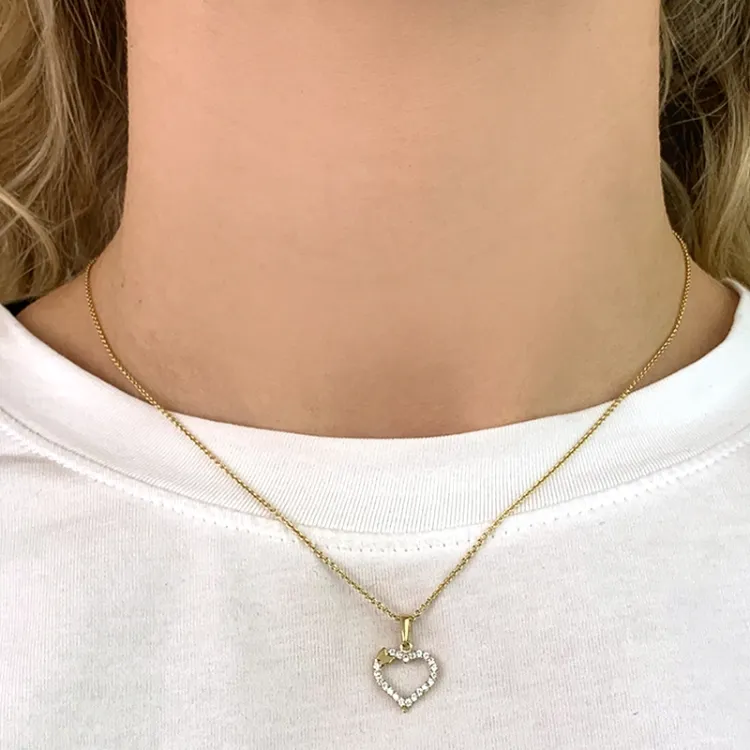 Herz Schmetterlinge Zirkon Anhänger aus 8 Karat Gold, rhodiniert