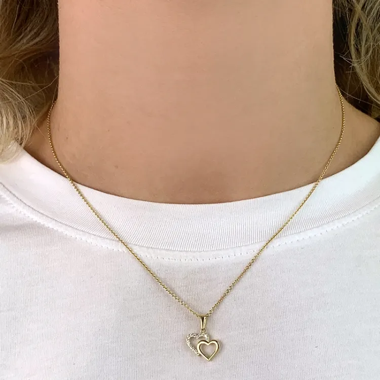 Herz Zirkon Anhänger aus 8 Karat Gold