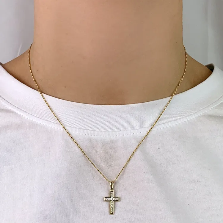 Kreuz Zirkon Anhänger aus 8 Karat Gold